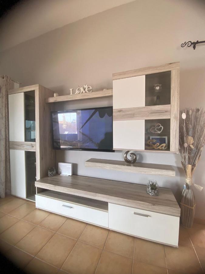 Casa Orilla! Beautiful Private Holiday Villa With Hot Tub La Oliva Bagian luar foto