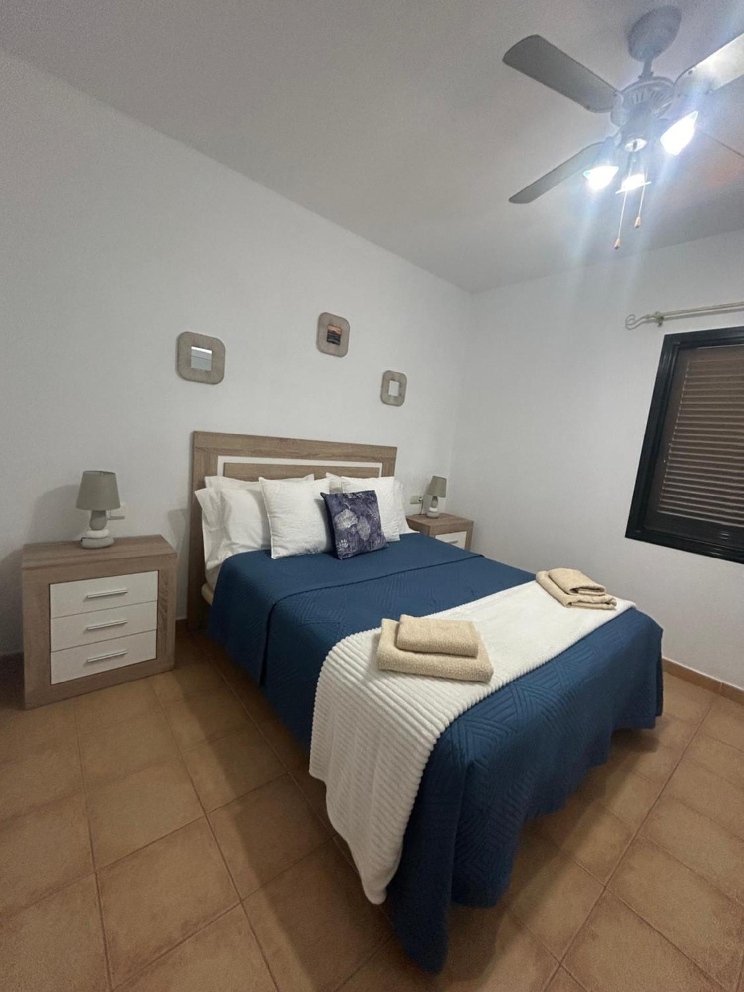 Casa Orilla! Beautiful Private Holiday Villa With Hot Tub La Oliva Bagian luar foto
