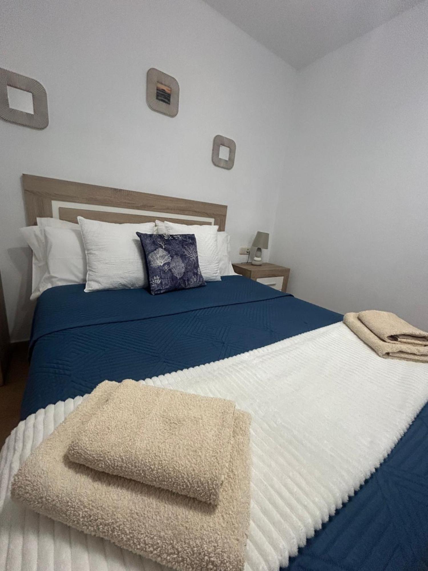 Casa Orilla! Beautiful Private Holiday Villa With Hot Tub La Oliva Bagian luar foto